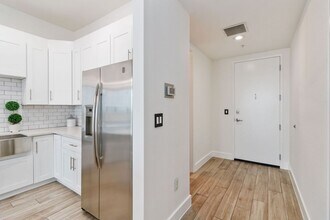 150 E Robinson St in Orlando, FL - Building Photo - Building Photo