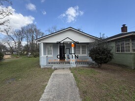 1402 Comer St in Savannah, GA - Building Photo