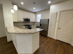 6644 Airline Rd in Dallas, TX - Building Photo - Building Photo