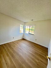 111 Thresher Dr in Vallejo, CA - Building Photo - Building Photo