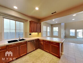 3532 Silverwood Rd in West Sacramento, CA - Building Photo - Building Photo