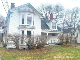 75 Ohio St in Bangor, ME - Building Photo