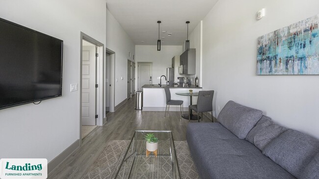 640 21st Ave N-Unit -144.1405589 in Nashville, TN - Building Photo - Building Photo