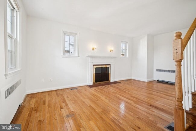 property at 7809 Oakdale Ave