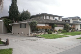 840 Di Fiore Dr in San Jose, CA - Building Photo