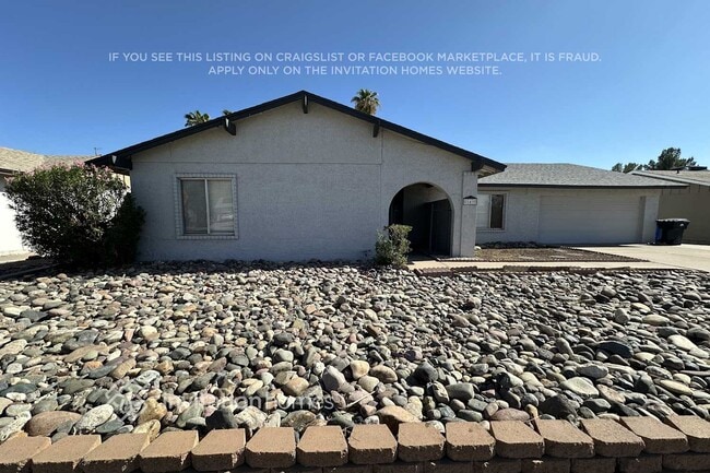 property at 549 W Pampa Ave