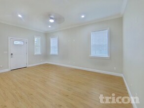 7703 N Huntley Ave in Tampa, FL - Building Photo - Building Photo