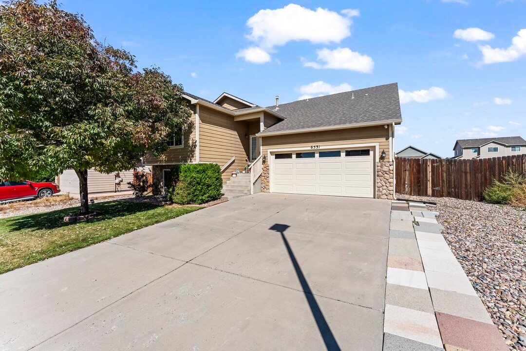 6531 Passing Sky Dr in Colorado Springs, CO - Building Photo