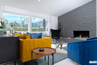 988 E Paseo El Mirador in Palm Springs, CA - Building Photo - Building Photo