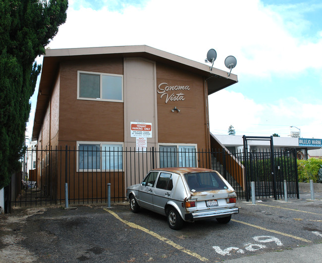 Solano Vista Apartments in Vallejo, CA - Building Photo - Building Photo