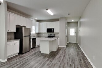 21311 Snowblossom Ln in Tomball, TX - Building Photo - Building Photo