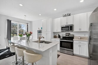 4790 Navali Dr in Wellington, FL - Building Photo - Building Photo