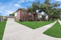 1726 Crescent Oak Dr in Missouri City, TX - Foto de edificio - Building Photo