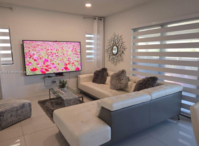 249 NW 12th Ct in Florida City, FL - Building Photo - Building Photo