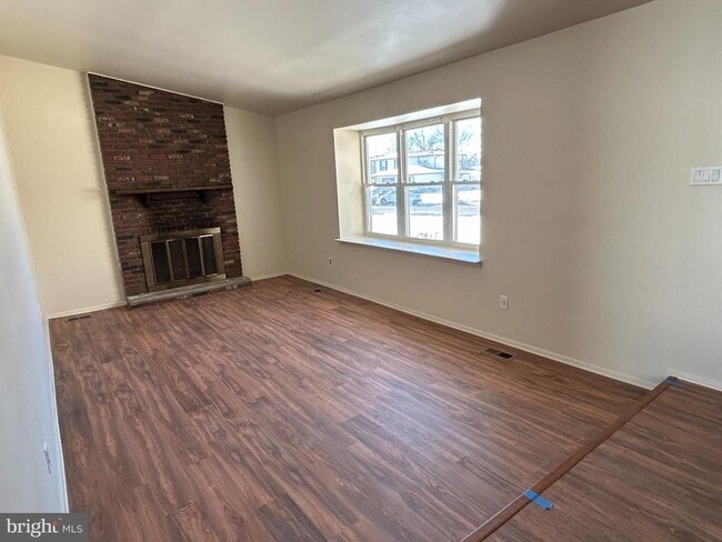 property at 60 Stonegate Dr