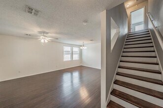 2135 Cap Rock Ln in Grand Prairie, TX - Building Photo - Building Photo