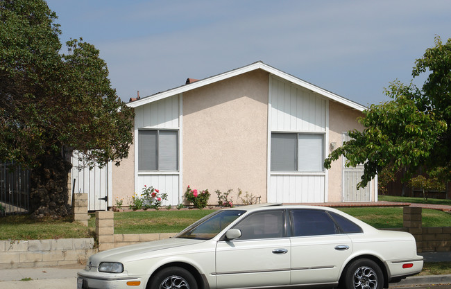 3030 Olds Rd in Oxnard, CA - Building Photo - Building Photo