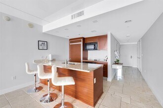 1800 S Ocean Dr, Unit 2309 in Hallandale Beach, FL - Foto de edificio - Building Photo