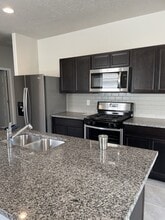 4868 Longs Peak Rd NE in Rio Rancho, NM - Building Photo - Building Photo