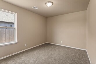 12005 E 108th Pl N in Owasso, OK - Building Photo - Building Photo