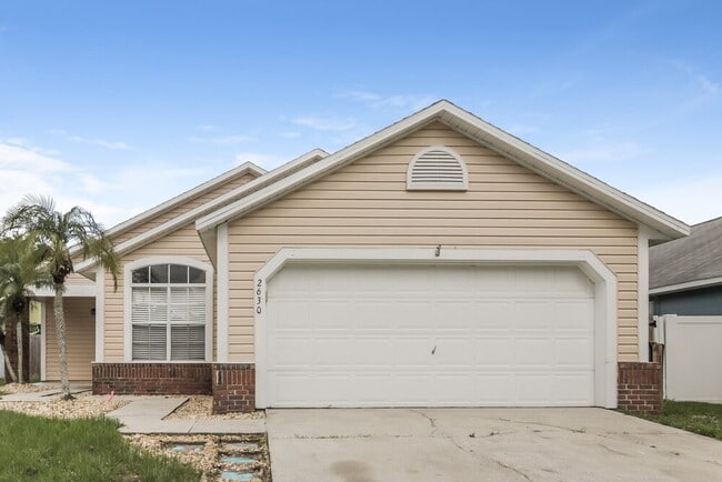 property at 2630 Delcrest Dr