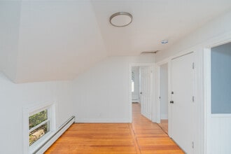 14 Winthrop Ave, Unit 3 in Providence, RI - Building Photo - Building Photo