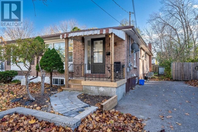 property at 629 Gibb St