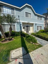 13611 Kornblum Ave. in Hawthorne, CA - Foto de edificio - Building Photo