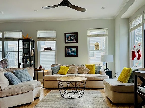 property at 3911 Elbert Ave