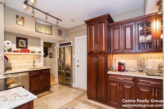 8 Ransom Rd, Unit #16 in Boston, MA - Foto de edificio - Building Photo