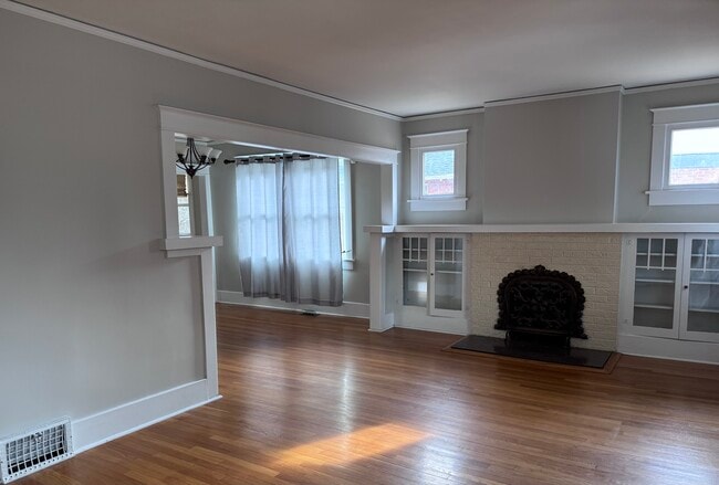 2270 Holly St in Denver, CO - Building Photo - Building Photo