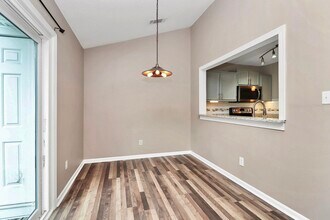 9214 Kings Canyon Dr in Charlotte, NC - Building Photo - Building Photo