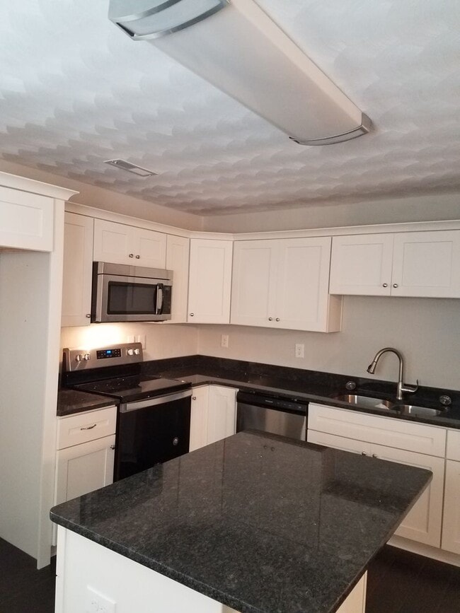 1733 Ashland Ave in Norfolk, VA - Building Photo - Building Photo