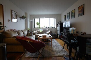 226 Parker Hill Ave in Boston, MA - Building Photo