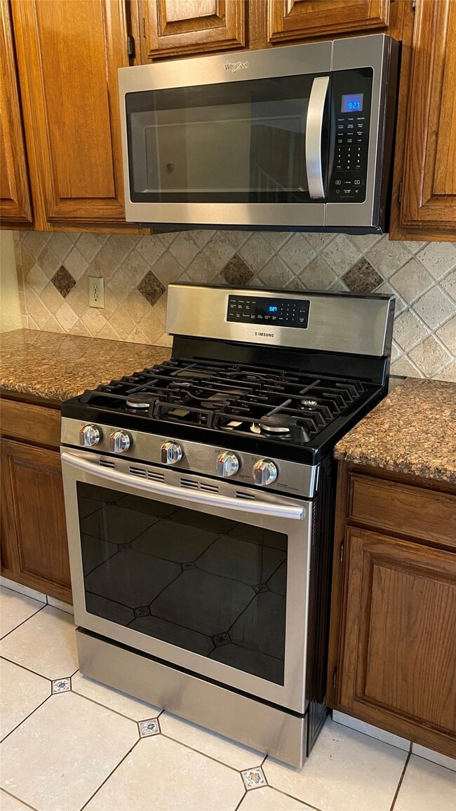 property at 1903 Brushy Creek Dr