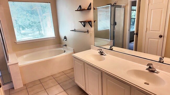 property at 39 S Camellia Grove Cir