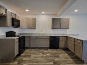 140 Robert Cir in Lebanon, PA - Foto de edificio - Building Photo