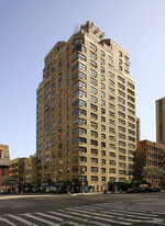 Eastview House Apartments in New York, NY - Foto de edificio - Building Photo