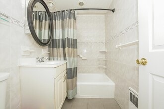 1 River Rd, Unit 3G in Nutley, NJ - Building Photo - Building Photo