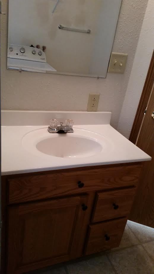 705 Maquoketa Townhome-Unit -705 1/2  Maquoketa Townhome in Maquoketa, IA - Building Photo - Building Photo