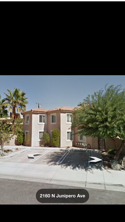 2160 N Junipero Ave in Palm Springs, CA - Building Photo