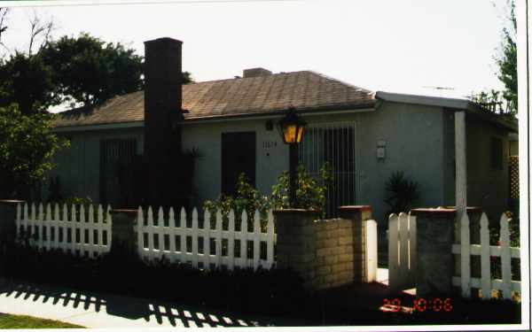 11614-11616 1/2 Riverside in Studio City, CA - Building Photo