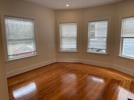 37 Brook St, Unit 1 in Brookline, MA - Building Photo