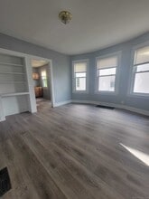29 City Ave in New Britain, CT - Building Photo - Building Photo