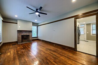 251 E Lane Ave in Columbus, OH - Building Photo - Building Photo