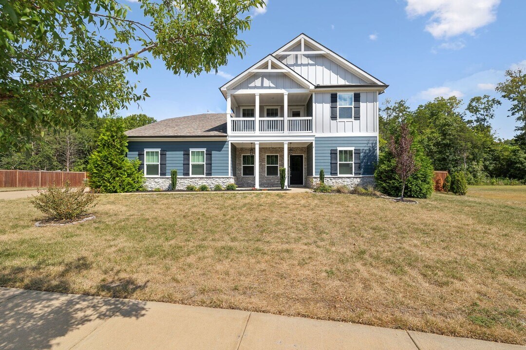 760 Ravensdowne Dr in Nolensville, TN - Building Photo