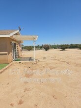 18776 Haines St in Perris, CA - Foto de edificio - Building Photo