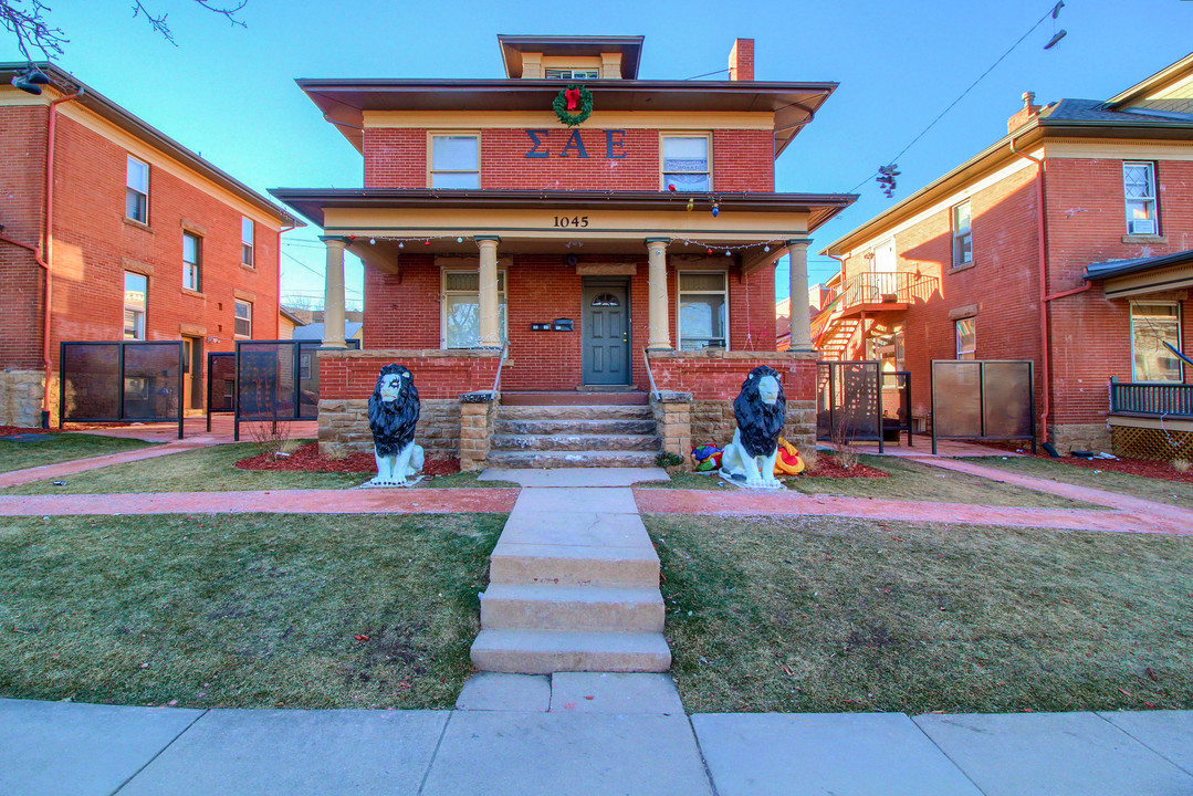 1045 14th St in Boulder, CO - Foto de edificio