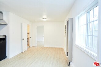 3212 Oregon St, Unit .5 in Los Angeles, CA - Foto de edificio - Building Photo