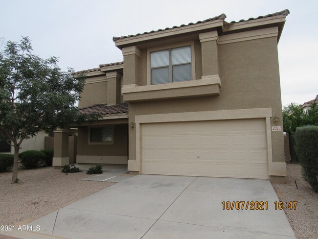 2311 E Hazeltine Way in Chandler, AZ - Building Photo - Building Photo